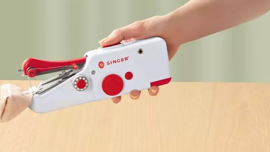 Oferta Lidl: Una mini máquina de coser por menos de 13 euros