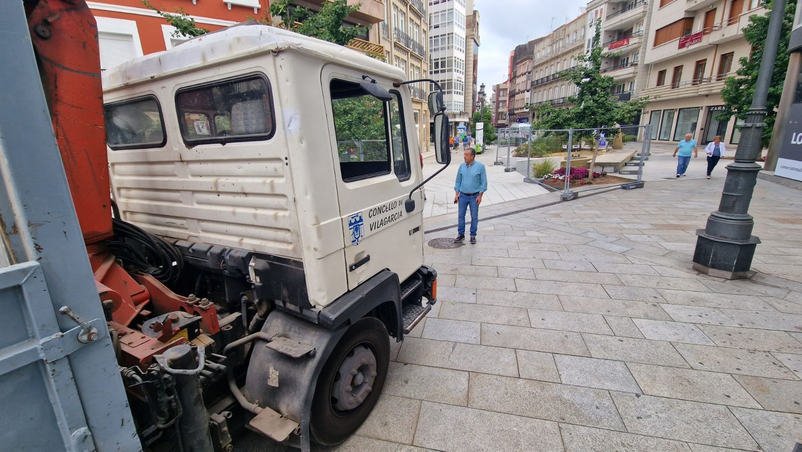 Vilagarcía se “atrinchera” a 24 horas de la invasión.