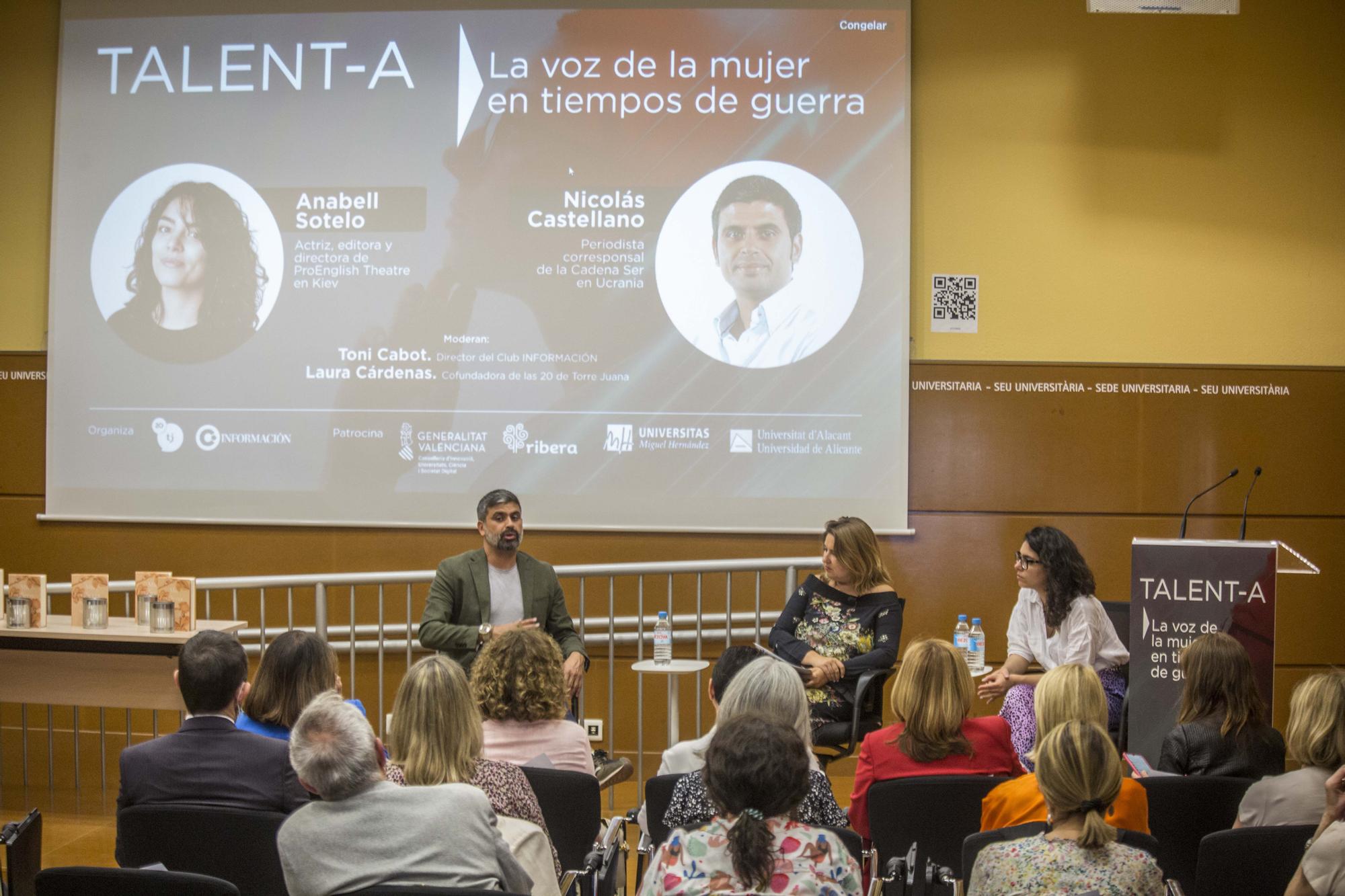 El foro se celebró en la Sede Universitaria de la Ciudad de Alicante. En la foto, público asistente.