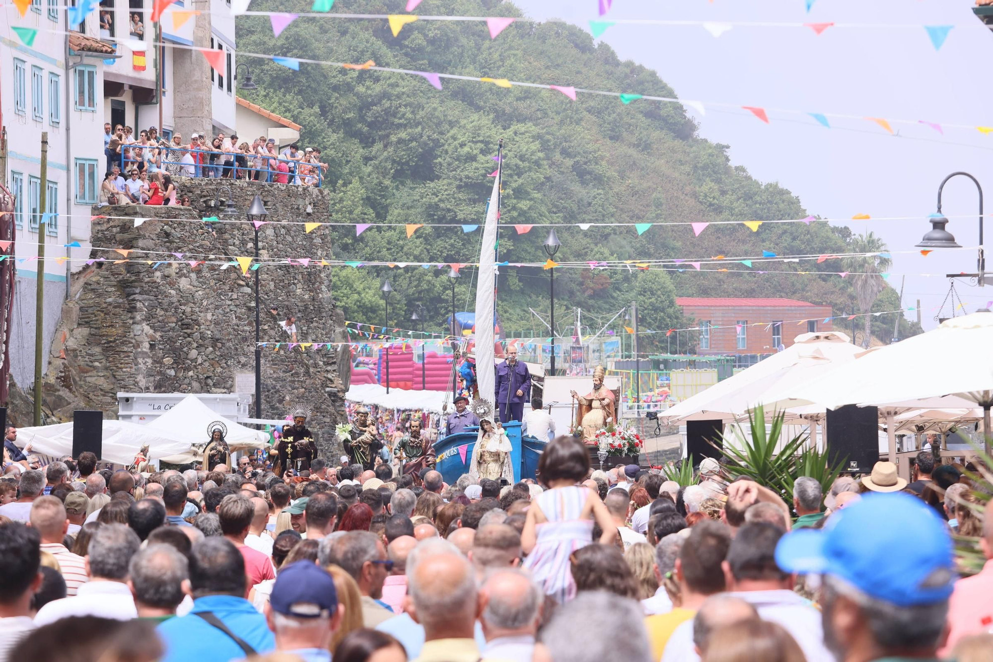 EN IMÁGENES: así fue el día de L'Amuravela en Cudillero