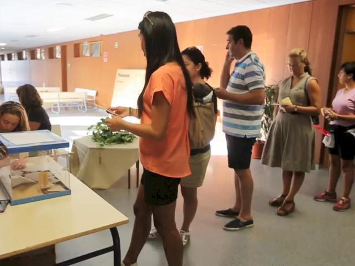 Votación de la jornada continua en Elche