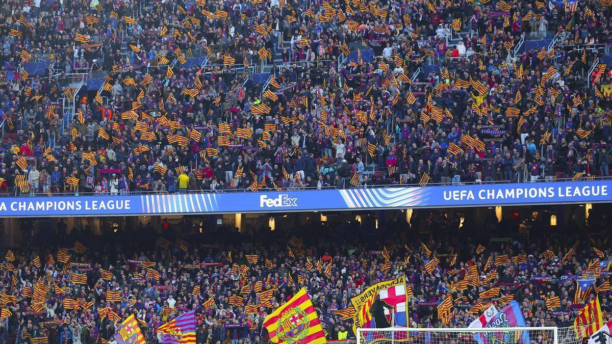 ¡Así vota la grada de animación en champions!