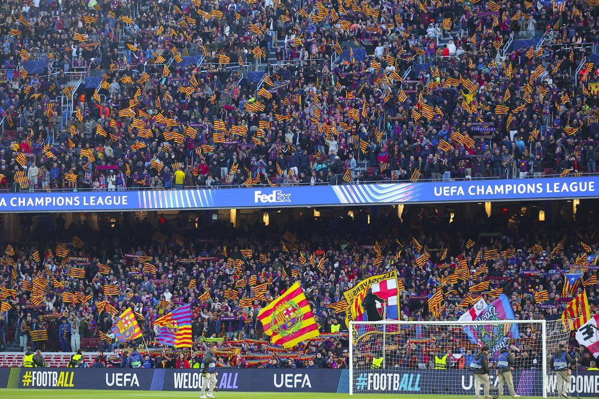 El Camp Nou presentó un ambiente de lujo ante el Newcastle
