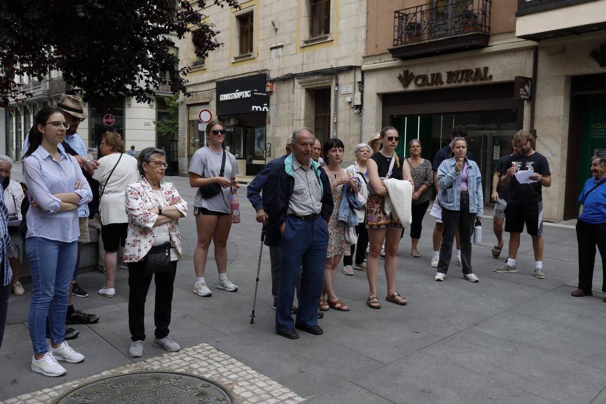 Zamora. Visita guiada por diferentes sitios de Zamora contando leyendas de la ciudad dentro del proyecto Soliedad de la Escuela de Enfermería