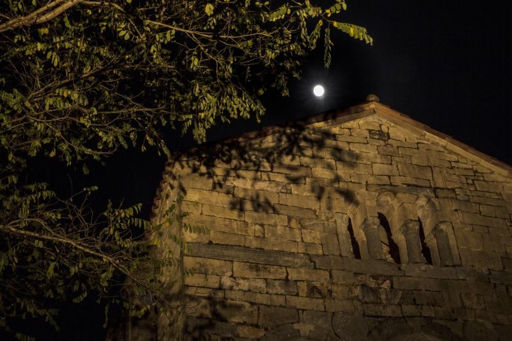 La luna llena  desde en Asturias