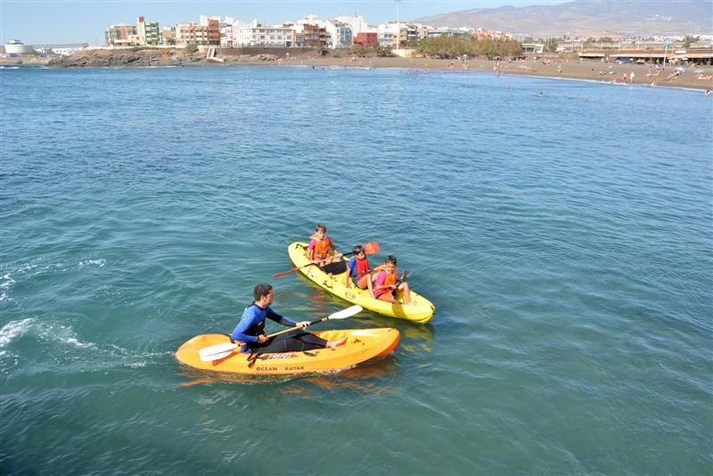 Campus de verano en playa de Melenara