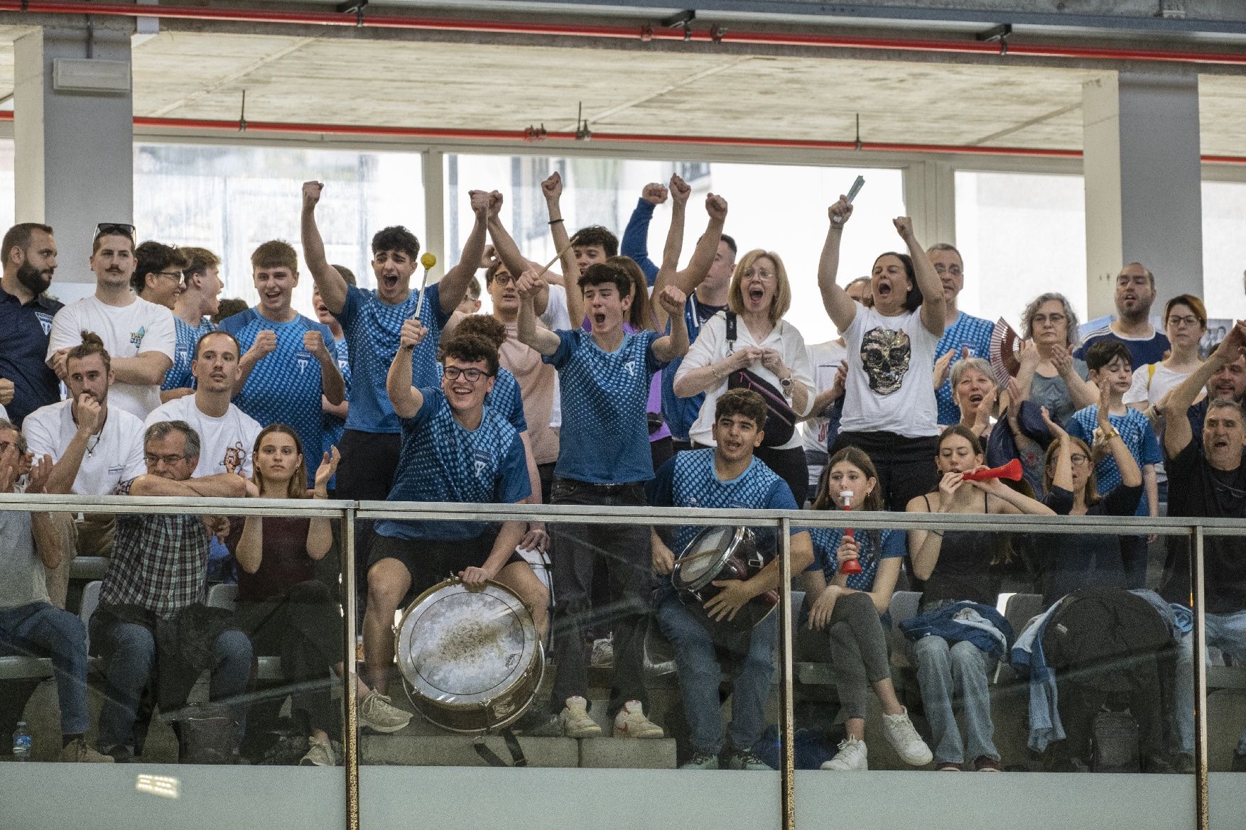 Imatges del partit de waterpolo CN Manresa-CWP Sant Adrià