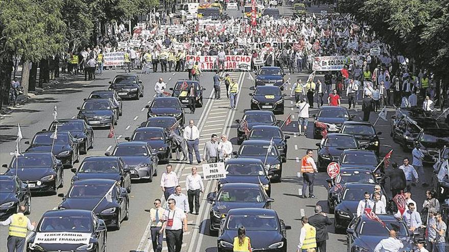 El Gobierno permite limitar las VTC y anularlas en cuatro años