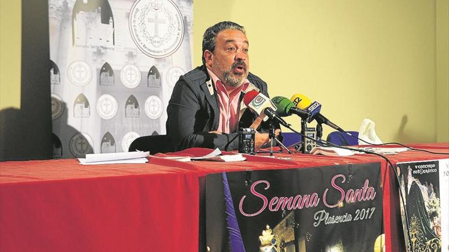 La Semana Santa de Plasencia se ‘venderá’ en Móstoles con material promocional