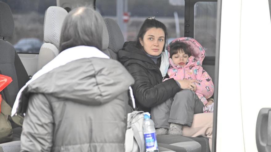 Llegada de refugiados ucranianos al aeropuerto de Castellón