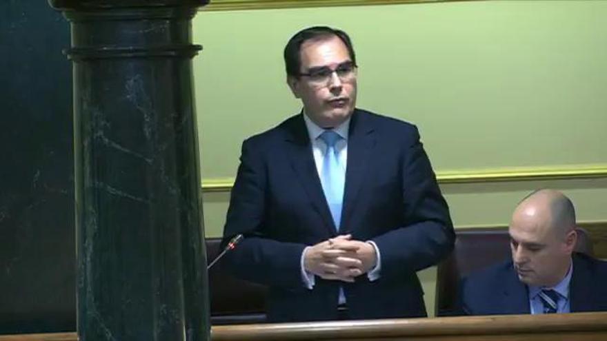 Albaladejo se estrena en el Congreso con alusiones a la Vega castellanohablante