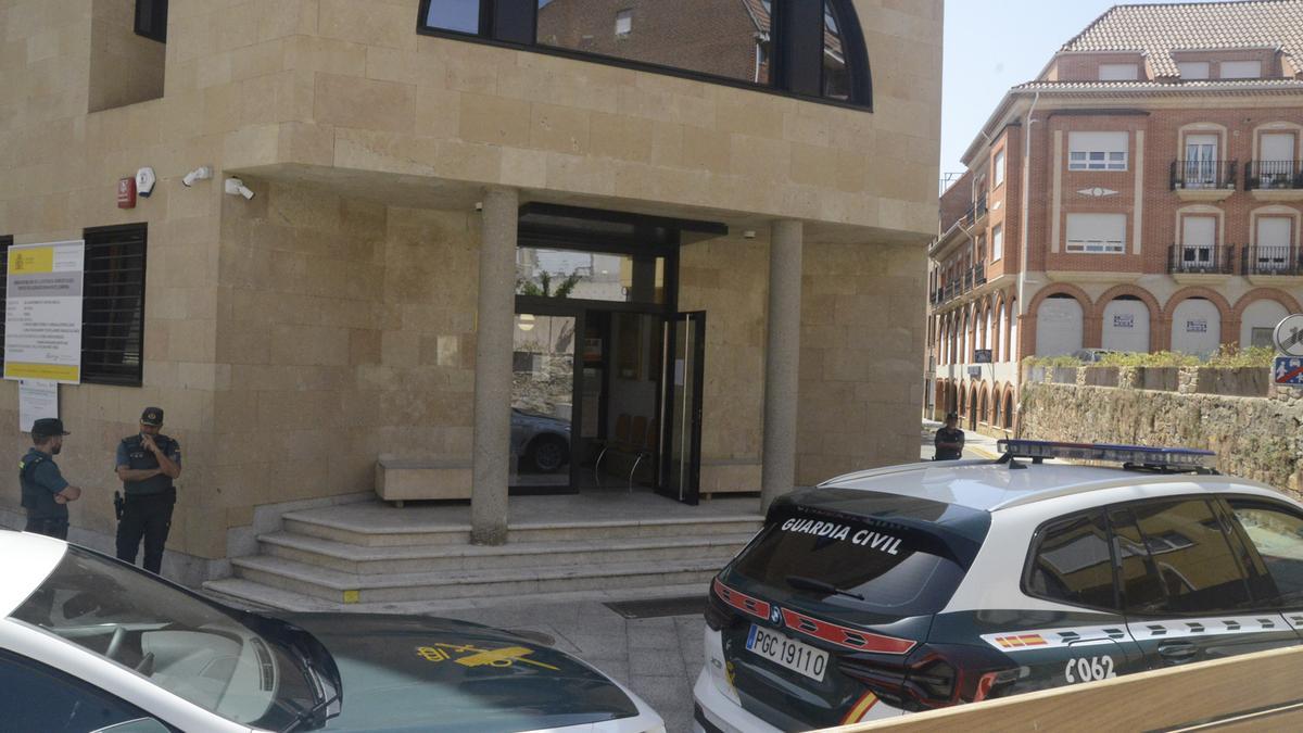 Los ocho detenidos en León y localidades del entorno fueron puestos a disposición judicial en los juzgados de Benavente.