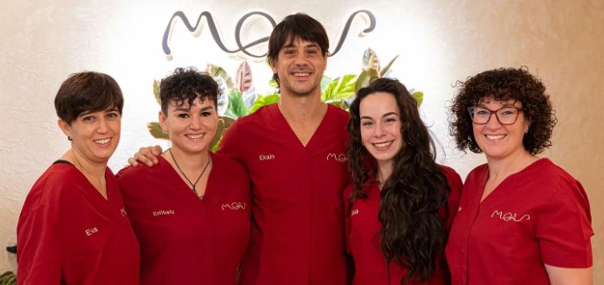 Equipo médico de la clínica dental Moas