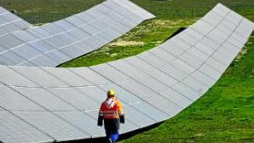 Malpartida de Cáceres inaugura una planta fotovoltaica de 10 Mw