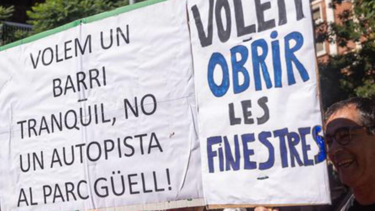 La protesta de veïns, ahir. | MARC ASENSIO