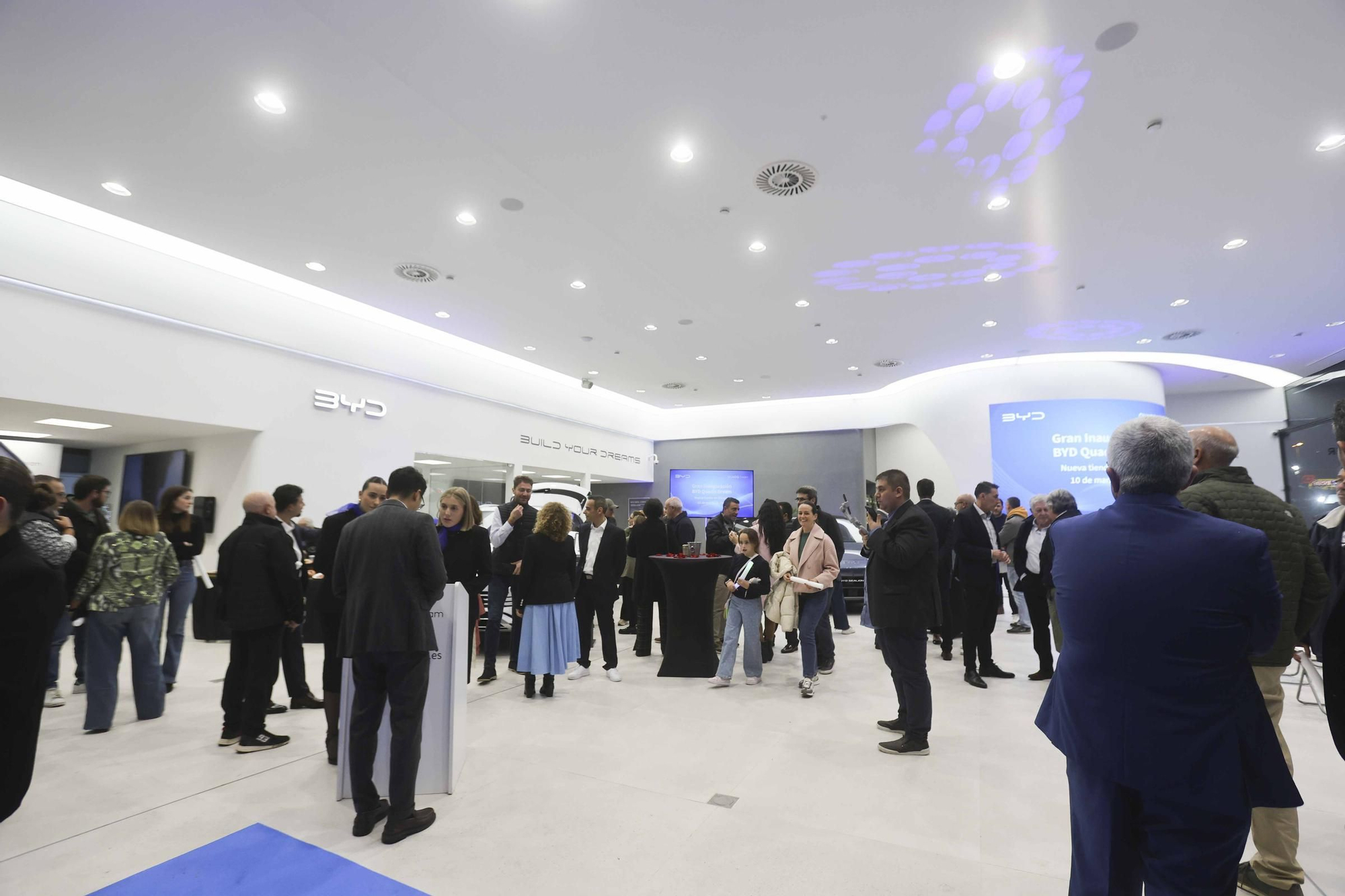 QUADIS Dream inaugura el primer centro BYD en Alicante.