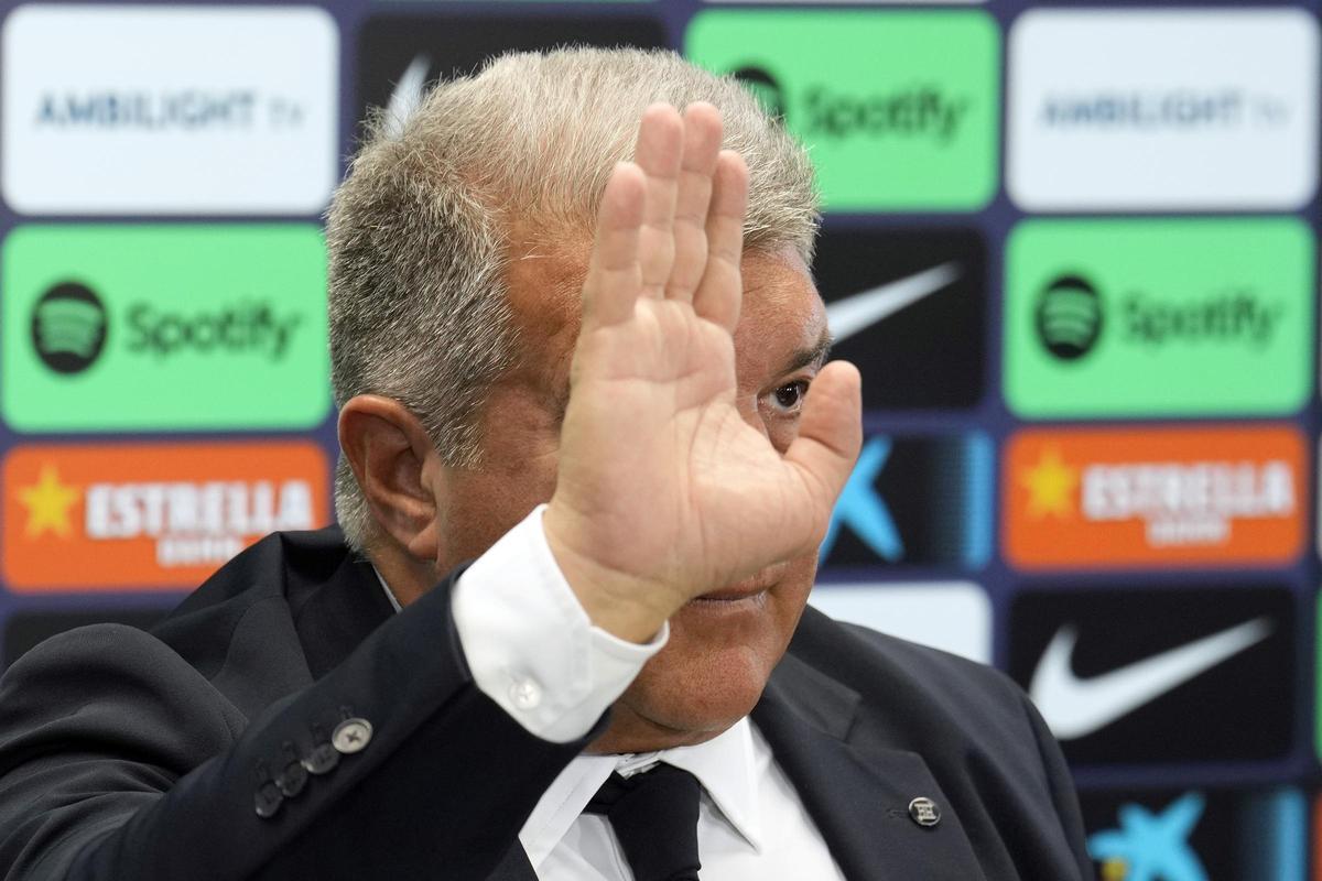 Comparecencia conjunta de Joan Laporta y Xavi Hernández