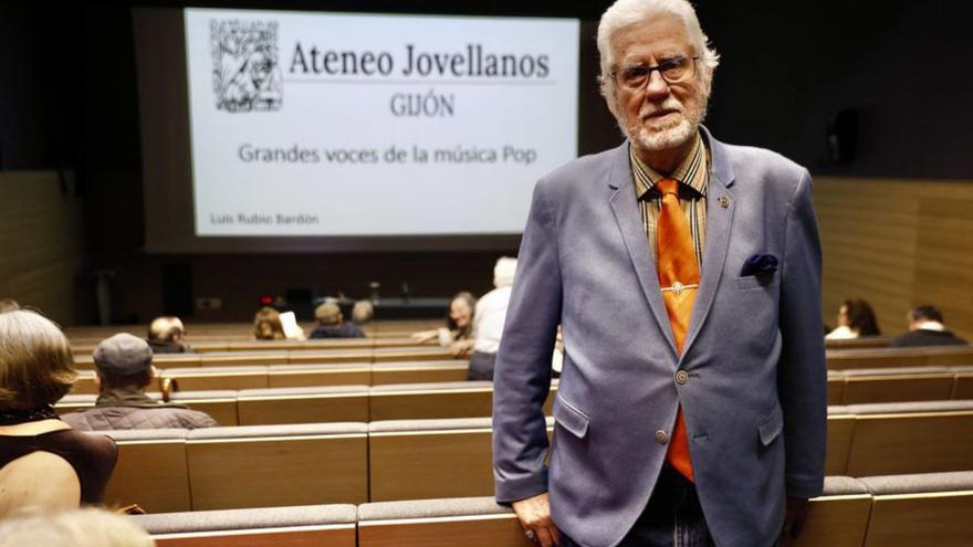 Charla sobre el pop en el Ateneo Jovellanos | MARCOS LEÓN