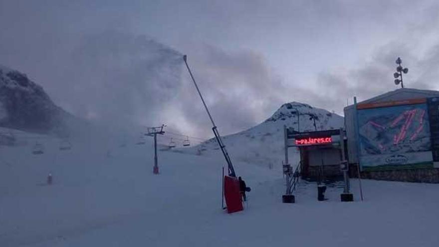 Pajares inaugura el viernes la temporada de esquí