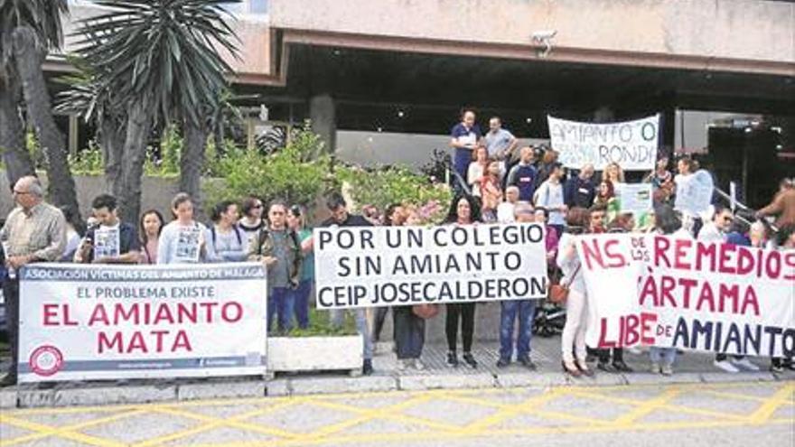 La Junta destinará 60 millones a retirar el amianto de 220 colegios