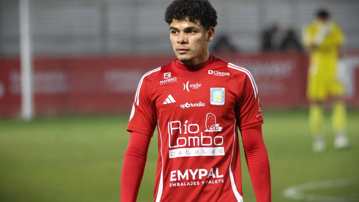 Edward Cedeño, durante un partido de la presente temporada con la SD Tarazona