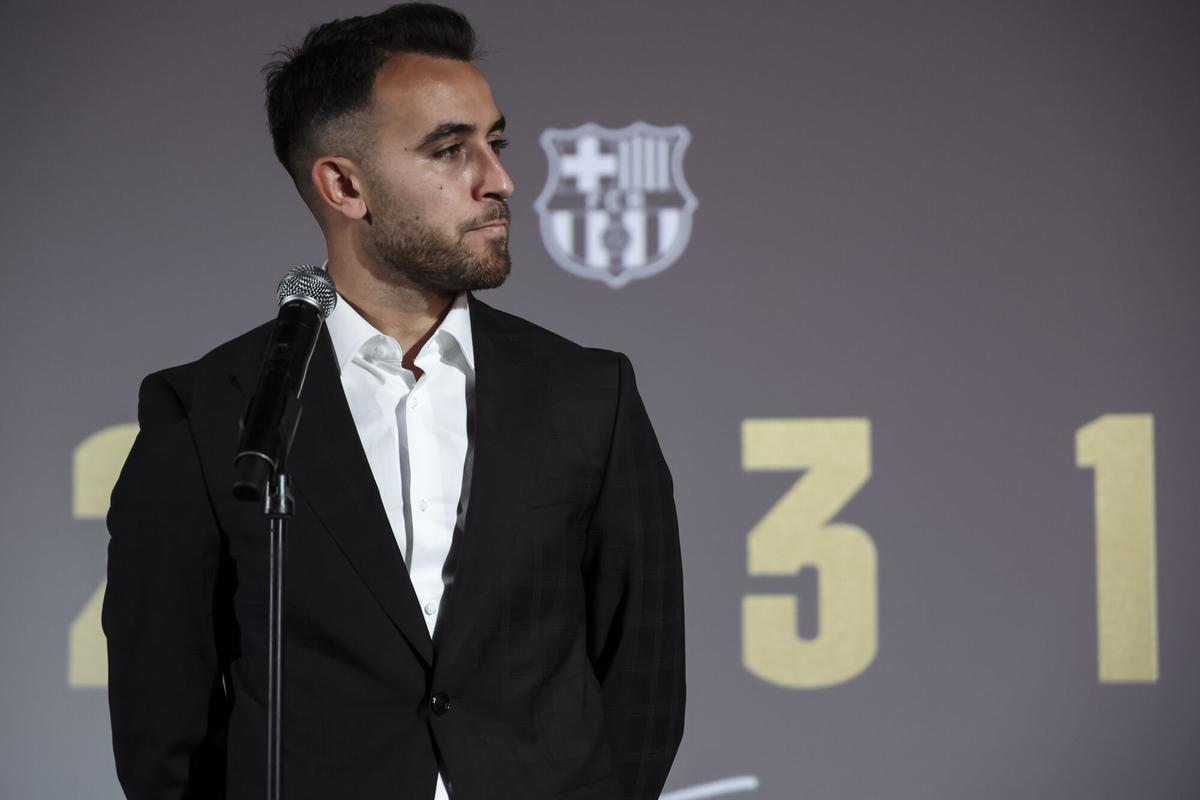 Eric Garcia, attends his press conference during his renovation as player of FC Barcelona at Commercial Office on December 11, 2025 in Barcelona, Spain. AFP7 11/12/2025 ONLY FOR USE IN SPAIN. Javier Borrego / AFP7 / Europa Press;2025;SPORT;ZSPORT;SOCCER;ZSOCCER;Eric Garcia Renovation as player of FC Barcelona