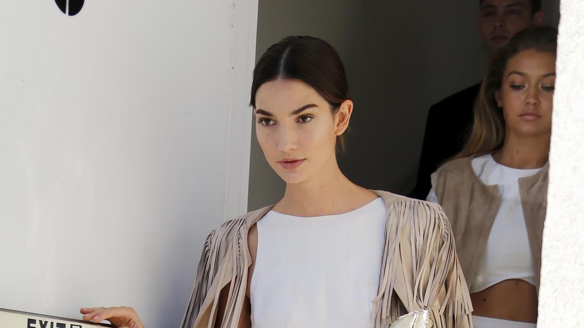 Tendencia: Caderas descubiertas, Lily Aldridge