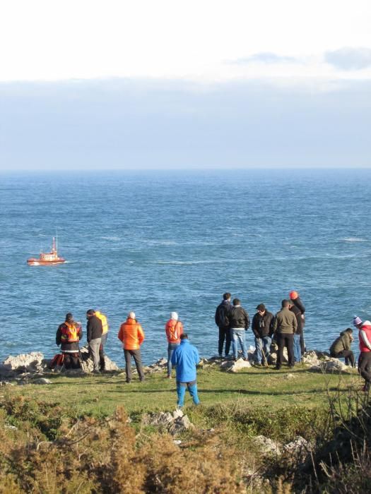 Tercer día de búsqueda del pescador desaparecido en Llanes