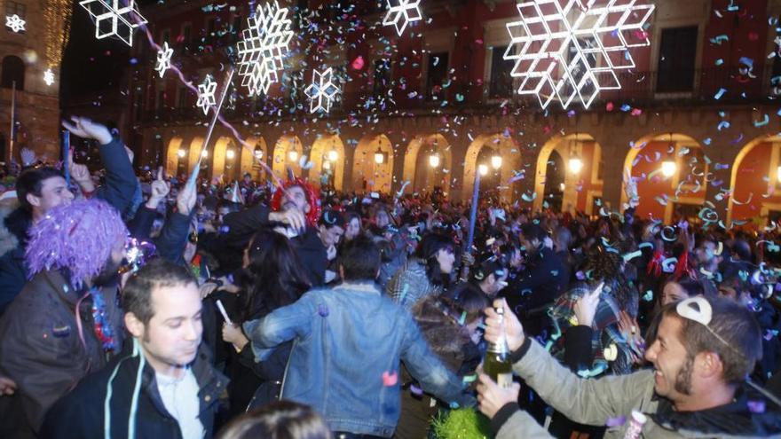 El Ayuntamiento asegura que habrá fiesta de Nochevieja en la plaza Mayor