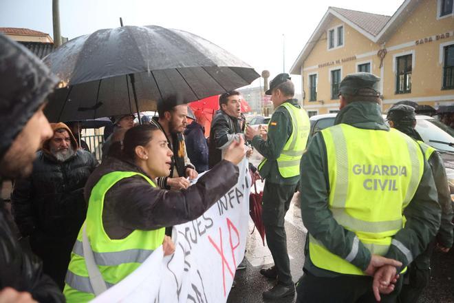Protesta en O Temple pidiendo más pistas y parques