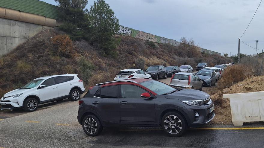 La odisea de aparcar en el hospital de La Vila Joiosa