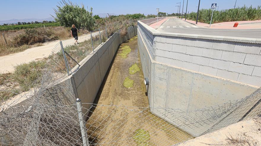 Algorfa impulsa una balsa de laminación para domesticar el barranco de la Cañada