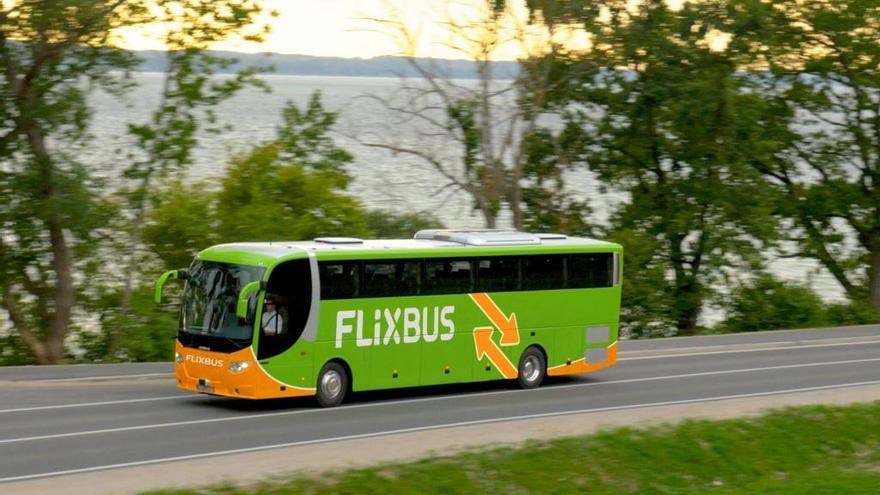 Un vehículo de Flixbus.