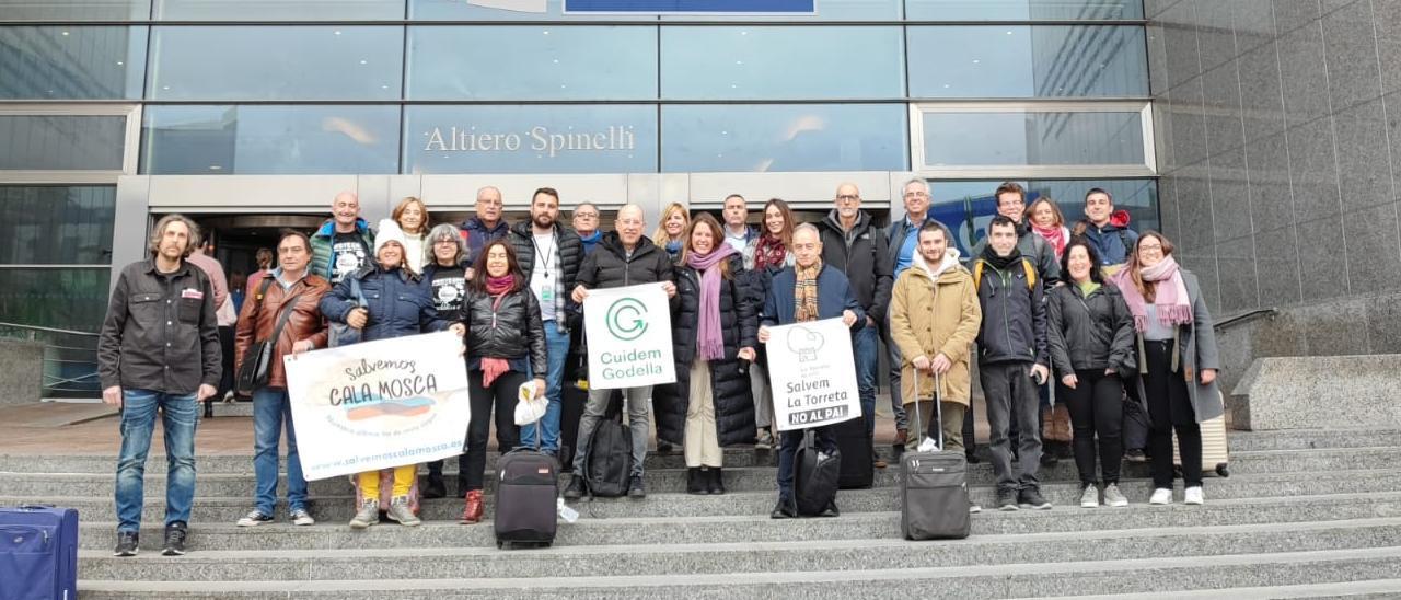 Los colectivos desplazados, ante la Comisión Europea