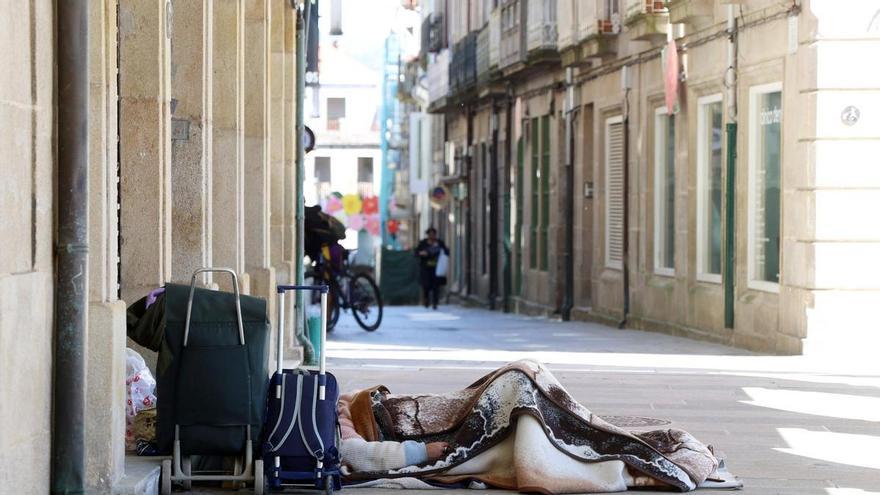 La soledad no deseada golpea a 550 personas en Pontevedra, según Cáritas