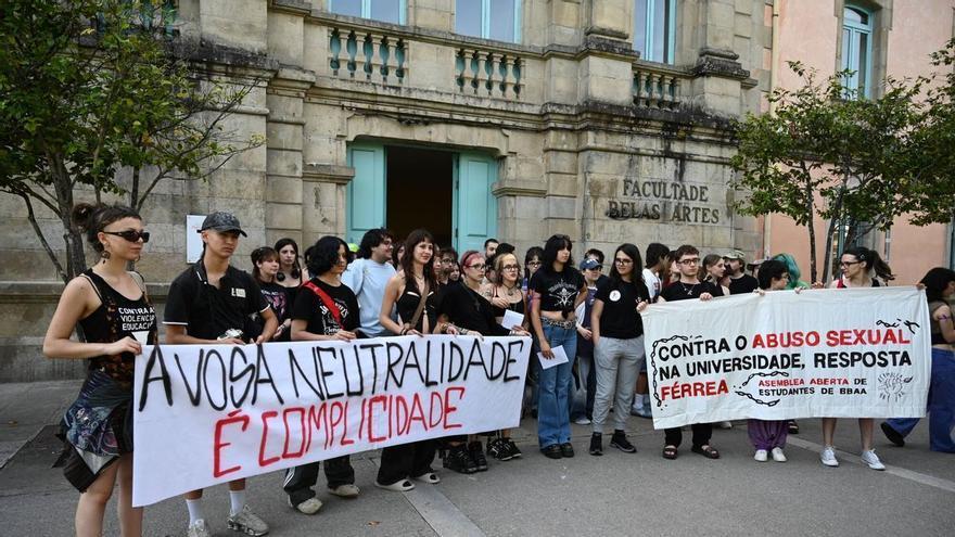 Las estudiantes de Belas Artes de Pontevedra reclaman a la Universidade de Vigo medidas reales frente a los abusos sexuales