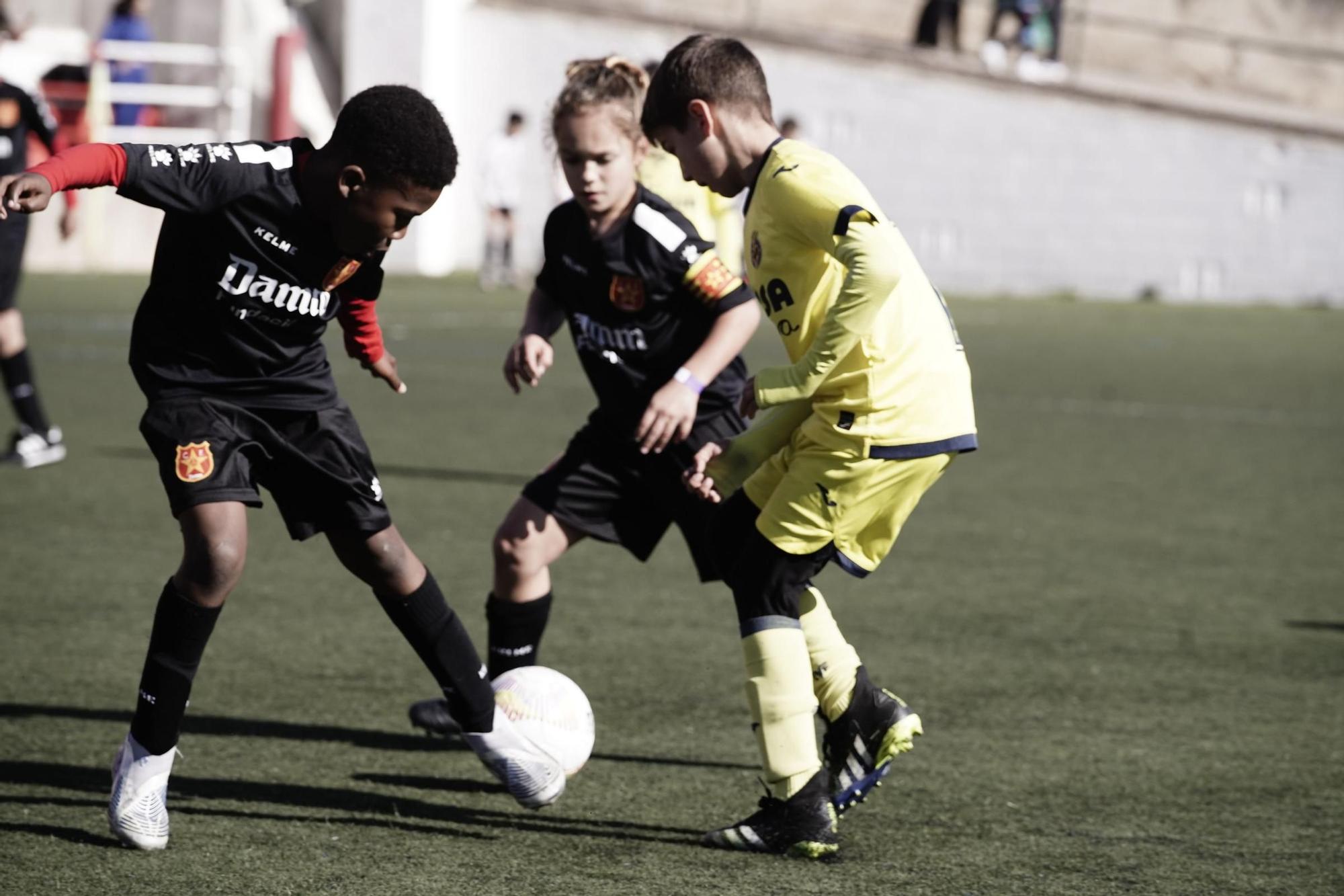 Imatges de la desena edició del torneig Ciutat de Berga de futbol-7 benjamí