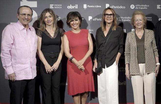 Llibres sota la lluna d’‘Abril’
