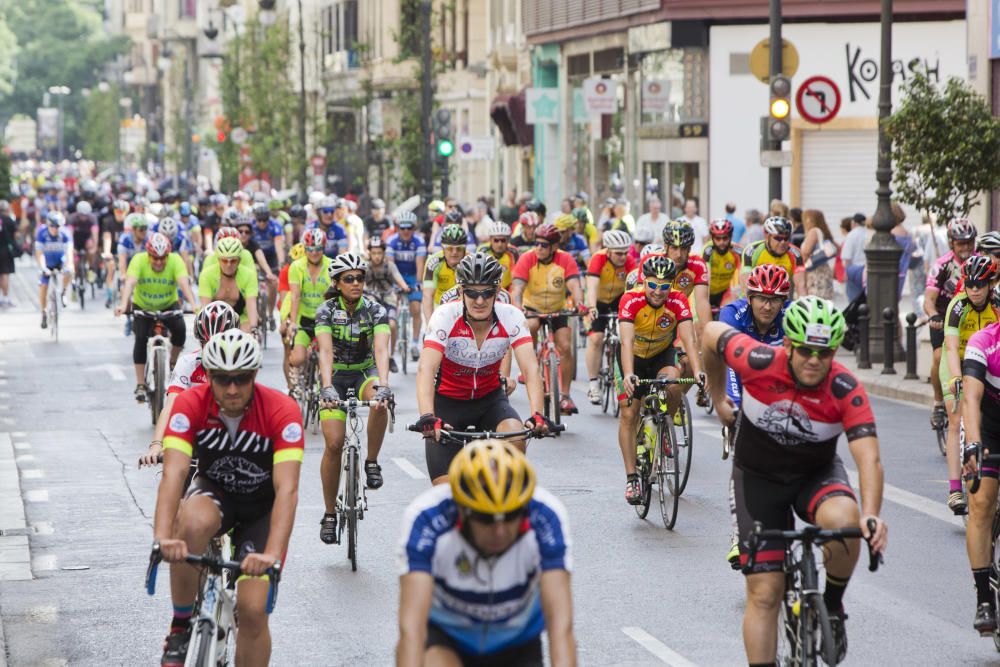 Manifestación ciclista en València