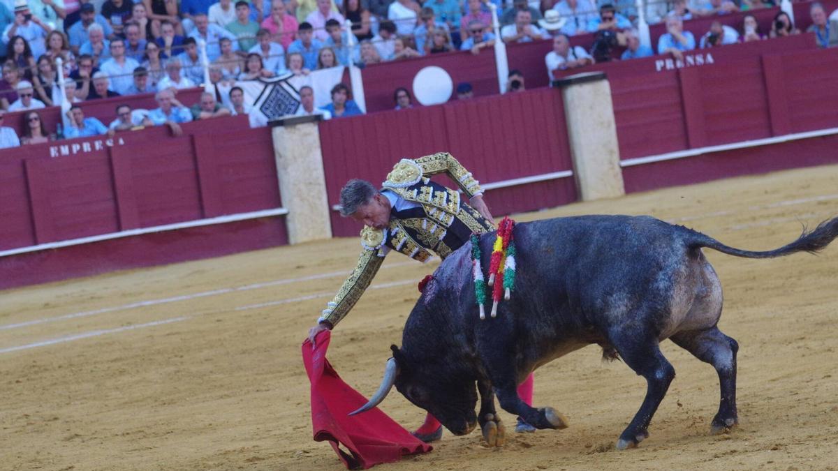 Manuel Escribano, durante la corrida de este viernes, 21 de agosto de 2026 en La Malagueta.