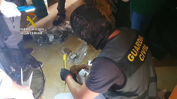 Operación Krolik: a la cárcel por vender droga desde terrazas de locales de ocio de Torrent, Picanya y Paiporta