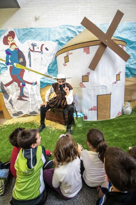 Los personajes de El Quijote pasean por el colegio de Hurchillo