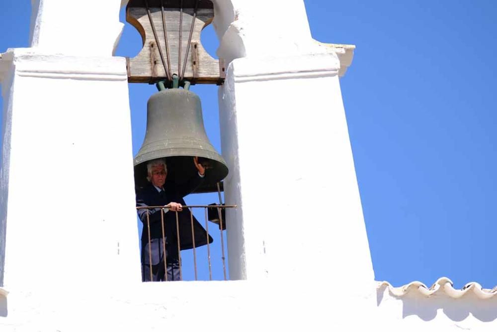 Buen día y mucha gente en Sant Josep