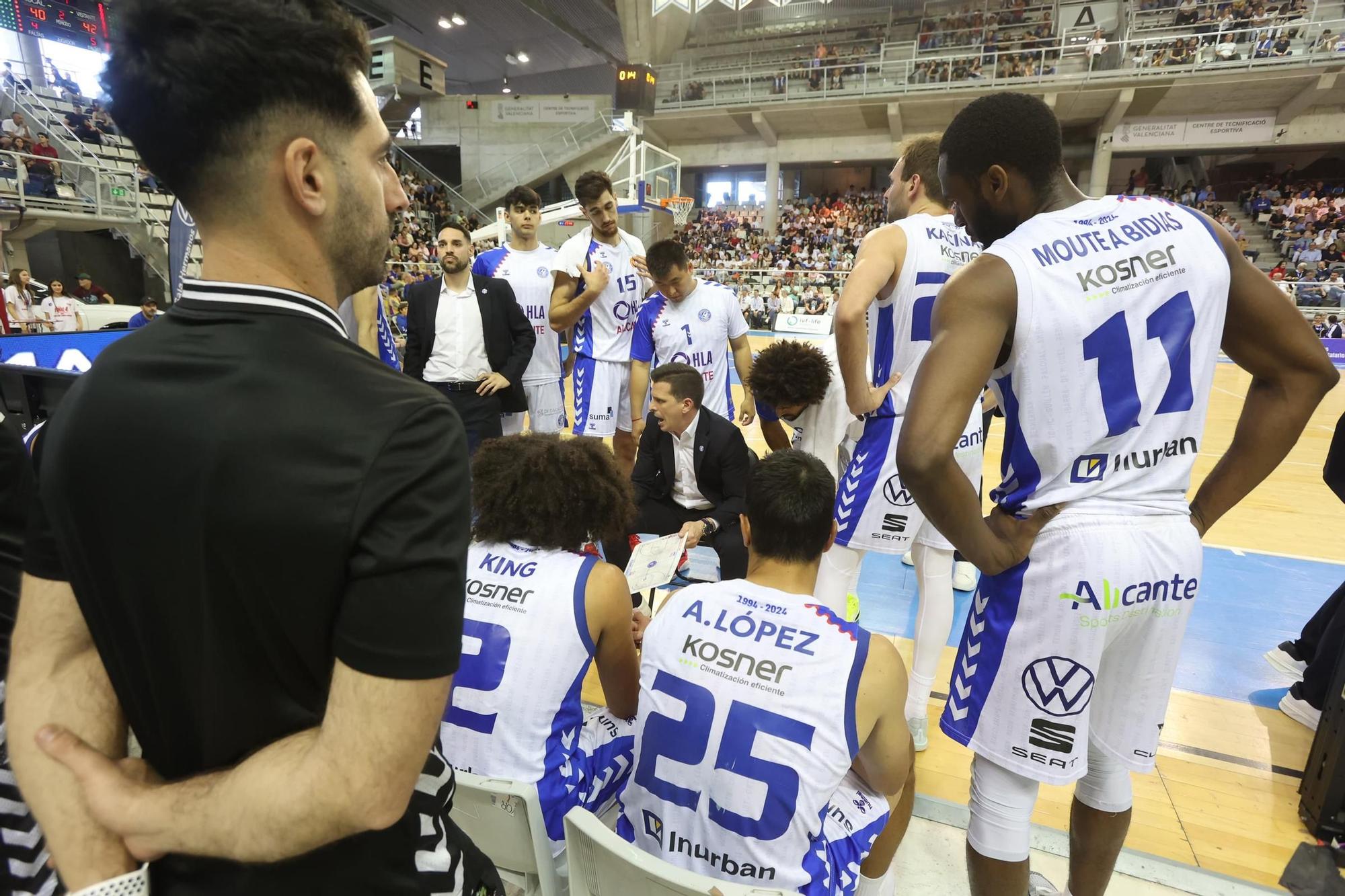 Las mejores imágenes del Lucentum 88-77 Estudiantes