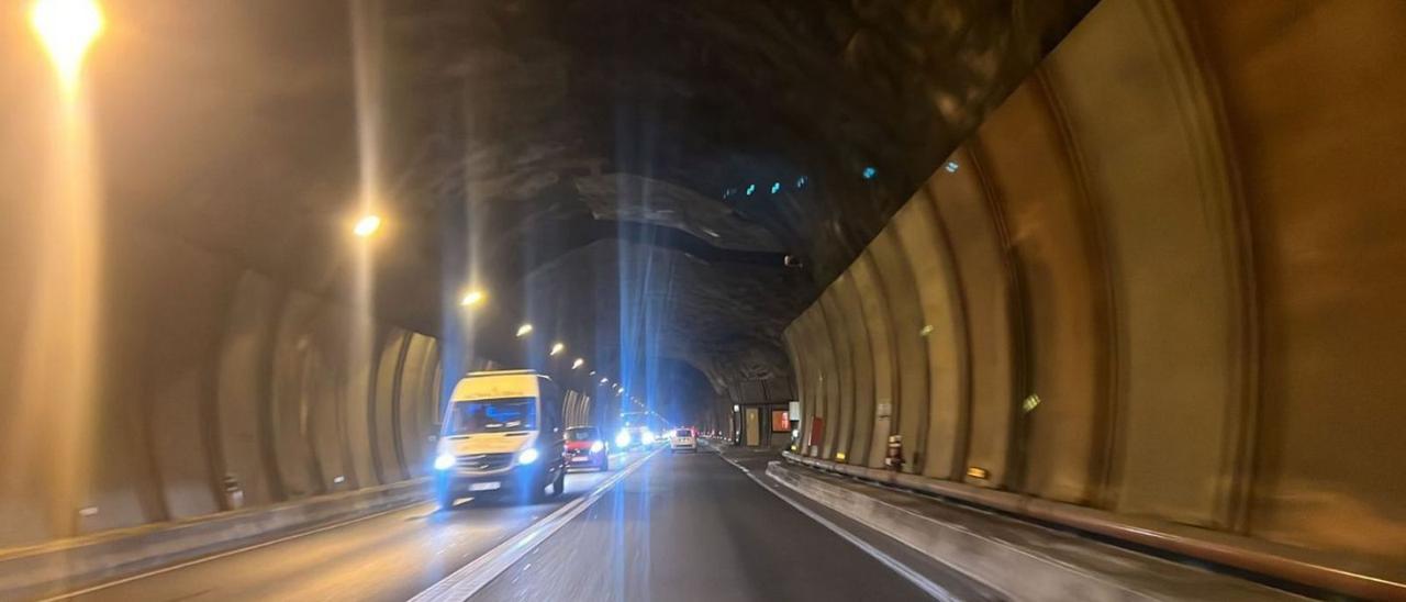 El túnel de Sóller registra 15.000 - Mallorca día durante verano Diario casi vehículos de el al