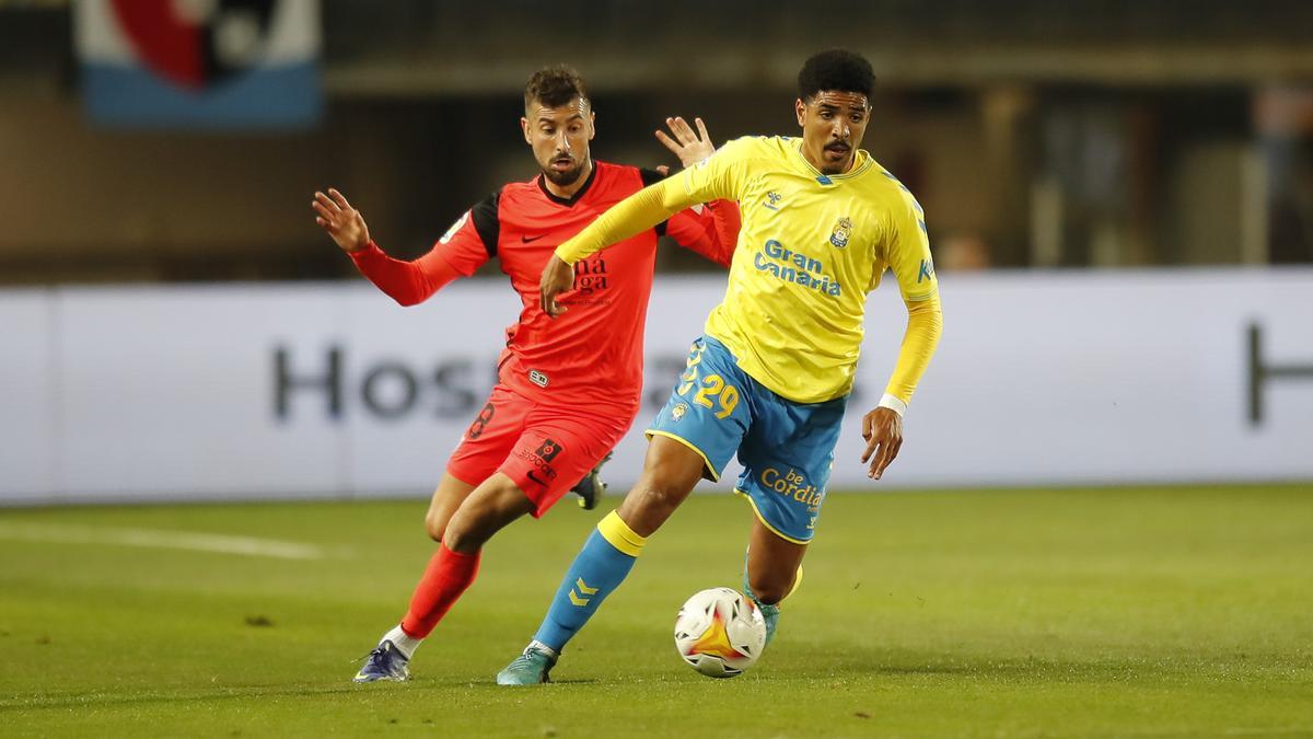 Saúl Coco, durante el partido frente al Málaga.