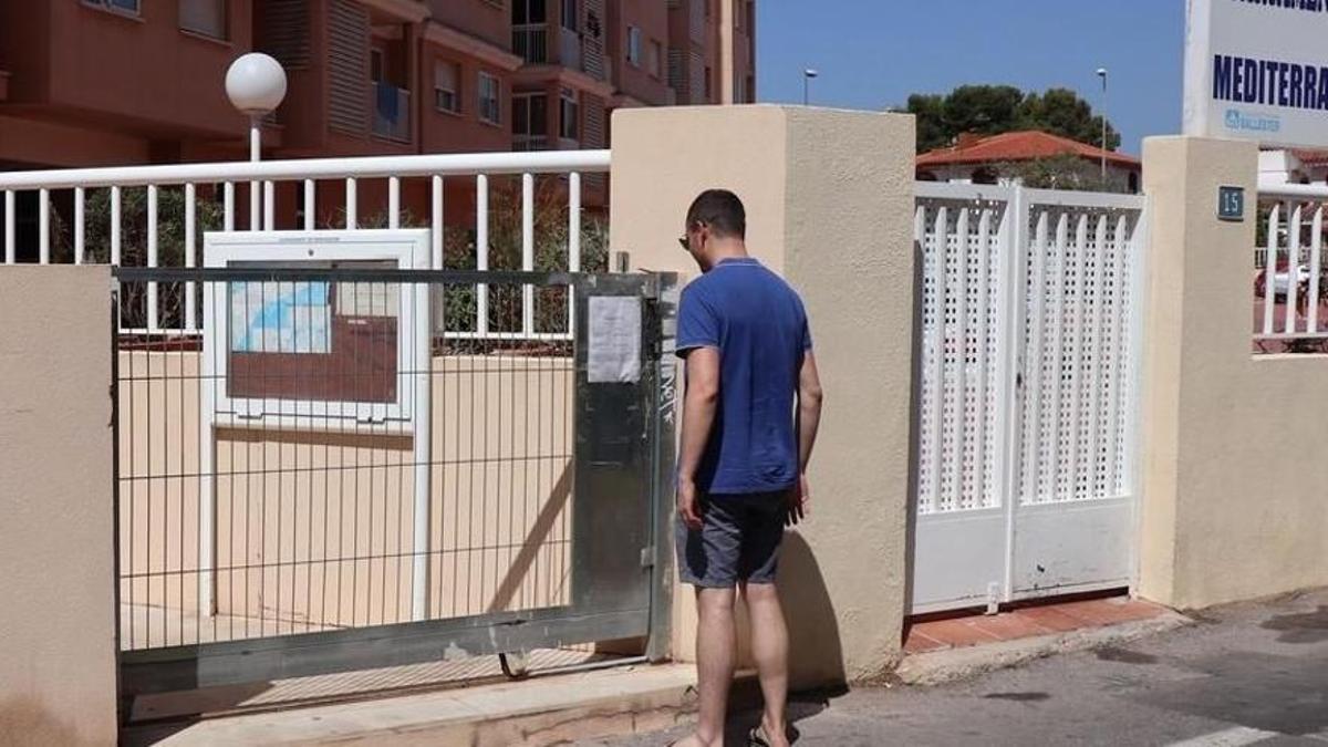 Imagen de archivo de un consultorio de verano en Benicàssim cerrado por falta de personal.