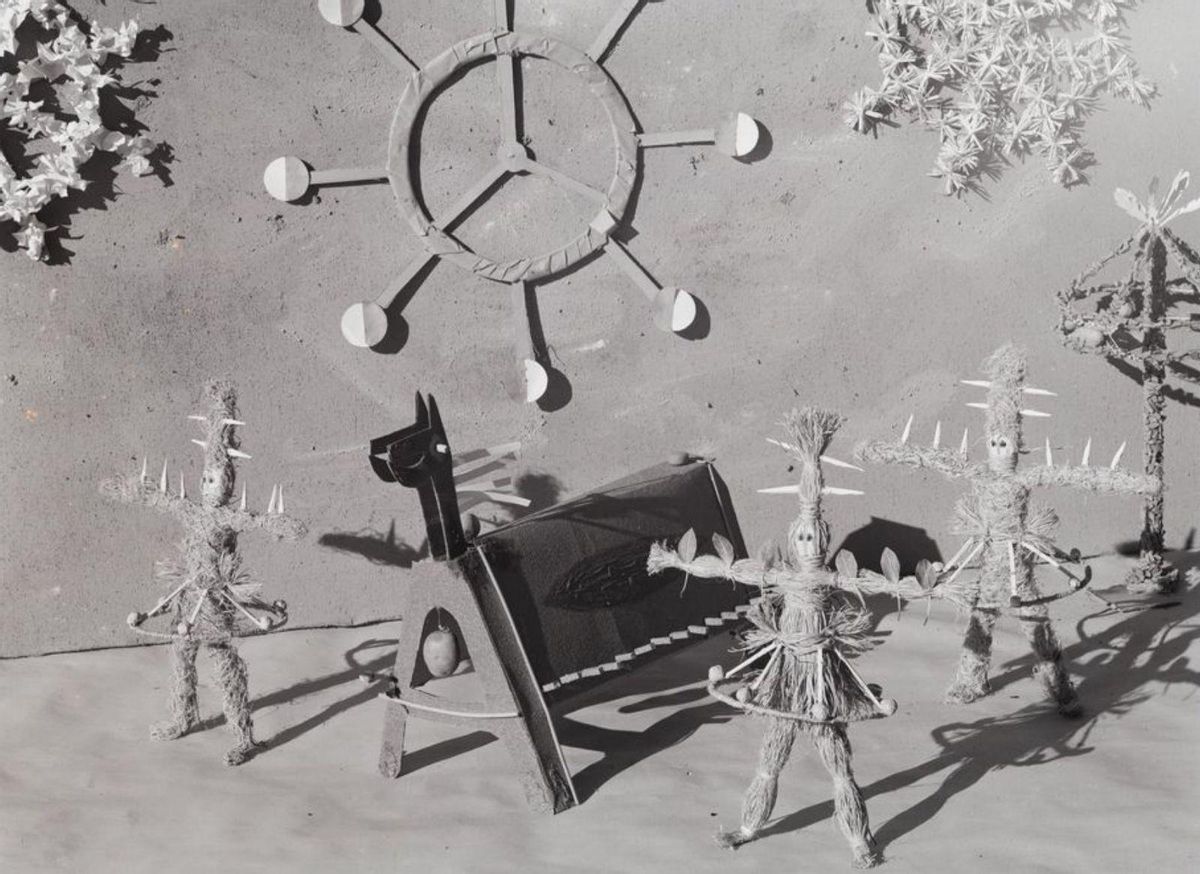 La fotografía original de 1936 de las piezas de Maruja Mallo.