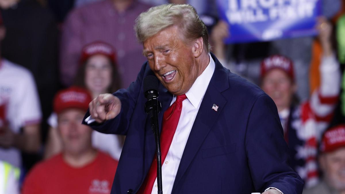 Trump, Kanada'nın Amerika Birleşik Devletleri'nin bir parçası olması gerektiğinde ısrar ediyor