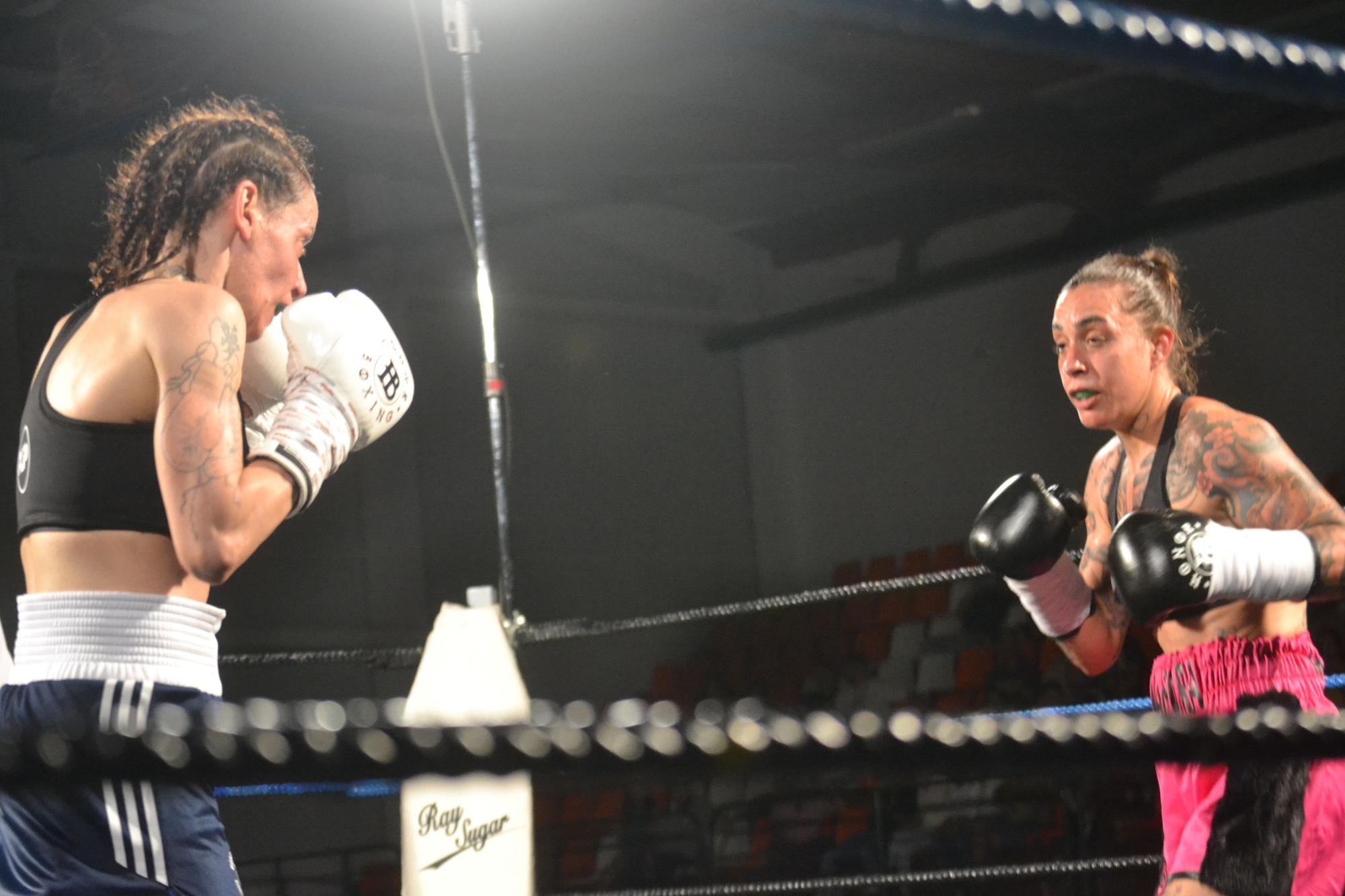 Noche mágica de boxeo en el Polideportivo Melanie Costa de Calvià